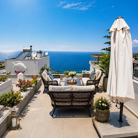 Stunning 3-bedroom Sea View With Private Pool, Garden & Bbq In Yalikavak,