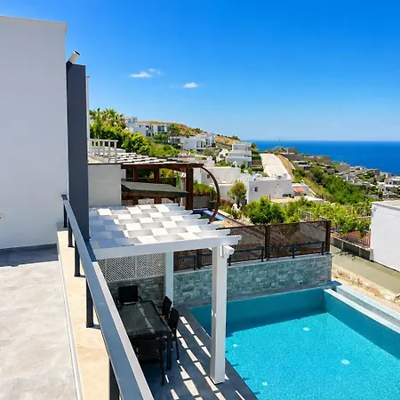 Stunning 3-bedroom Sea View With Private Pool, Garden & Bbq In Yalikavak, *